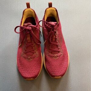 Brooks glycerin energize neutral women’s runners